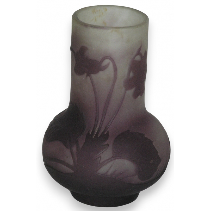 Vase bulbe de GALLÉ.