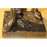Bronze \"Au clair de la Lune\" signé BOURET