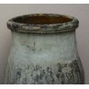 Amphore en terre cuite, socle en fer