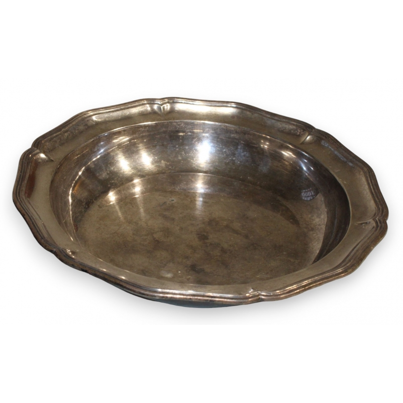 Plat rond en argent par Luis ESPUÑES