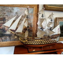 Maquette de bateau "HMS VICTORY"
