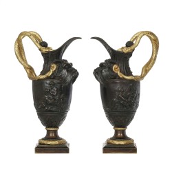 Paire d\'aiguières d\'après Clodion (1738-1814)