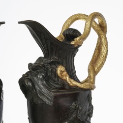 Paire d\'aiguières d\'après Clodion (1738-1814)