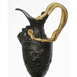 Paire d\'aiguières d\'après Clodion (1738-1814)
