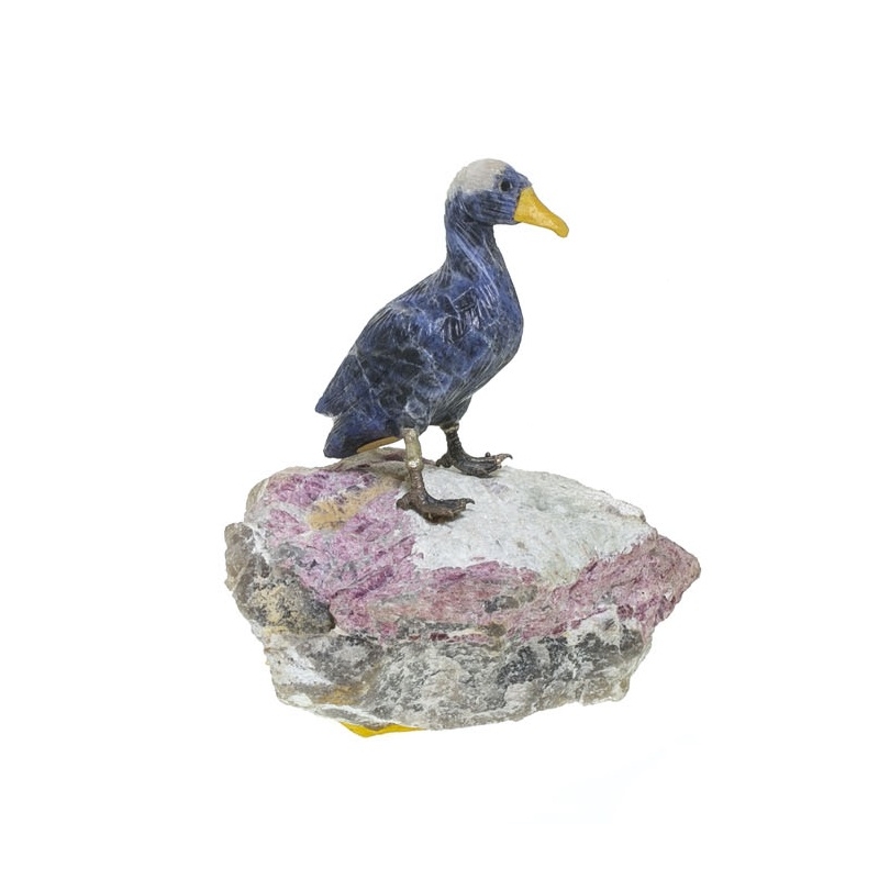 Canard en sodalite sur son socle en feldspath rose