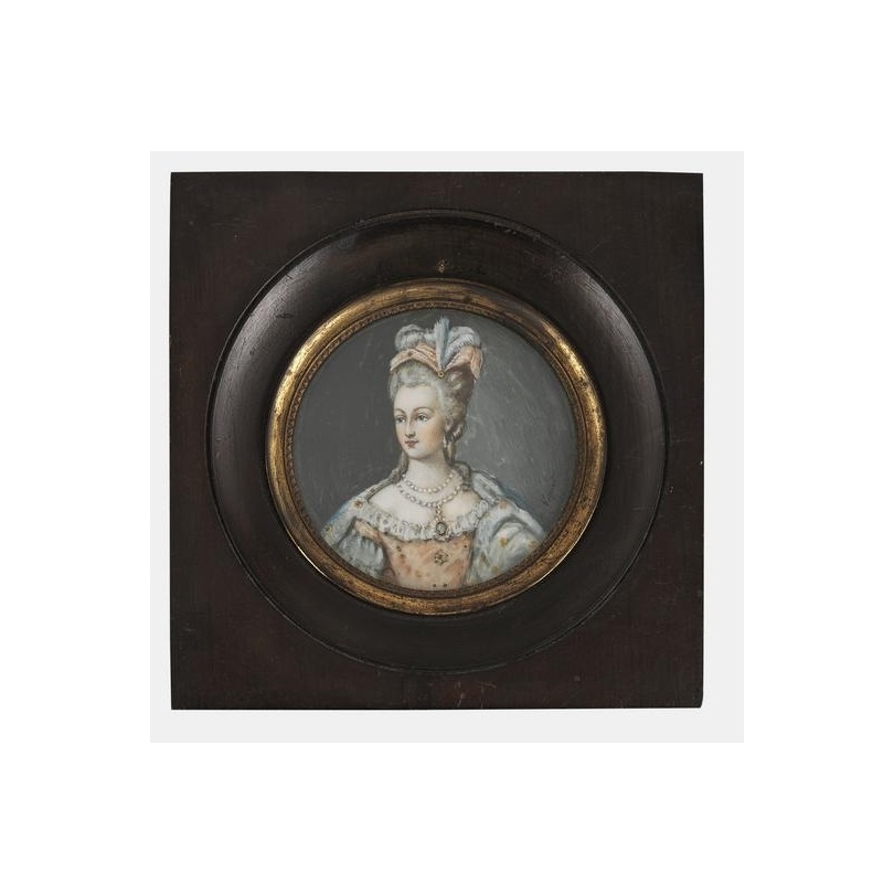 Miniature portrait de femme signé VERPOOT
