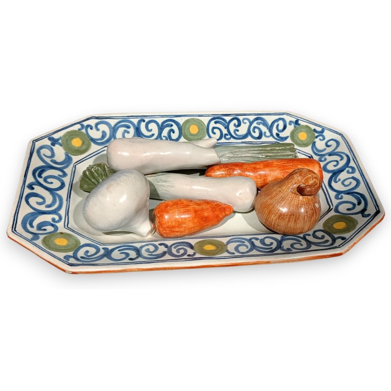 Assiette rectangulaire \"Légumes\" en faïence