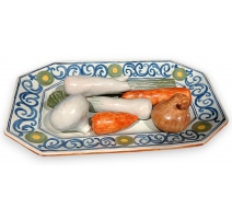 Assiette rectangulaire "Légumes" en faïence