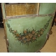 Chaise à porteurs décor rubans de fleurs fond vert