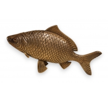 Poisson Carpe en argent, yeux en verre