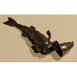 Poisson articulé en argent