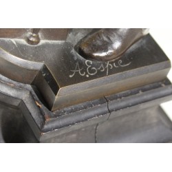 Bronze \"Forgeron d\'épées\" signé A. ESPIE