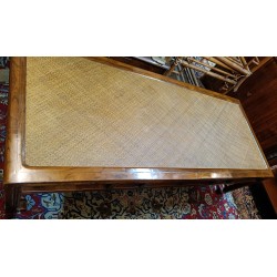  Table basse chinoise avec dessus en rotin sur  Moinat SA  - Antiquités décoration