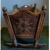 Berceau en bois sculpté