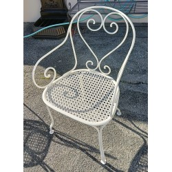 White VICHY wrought-iron armchair from Moinat SA – Antiques and home décor