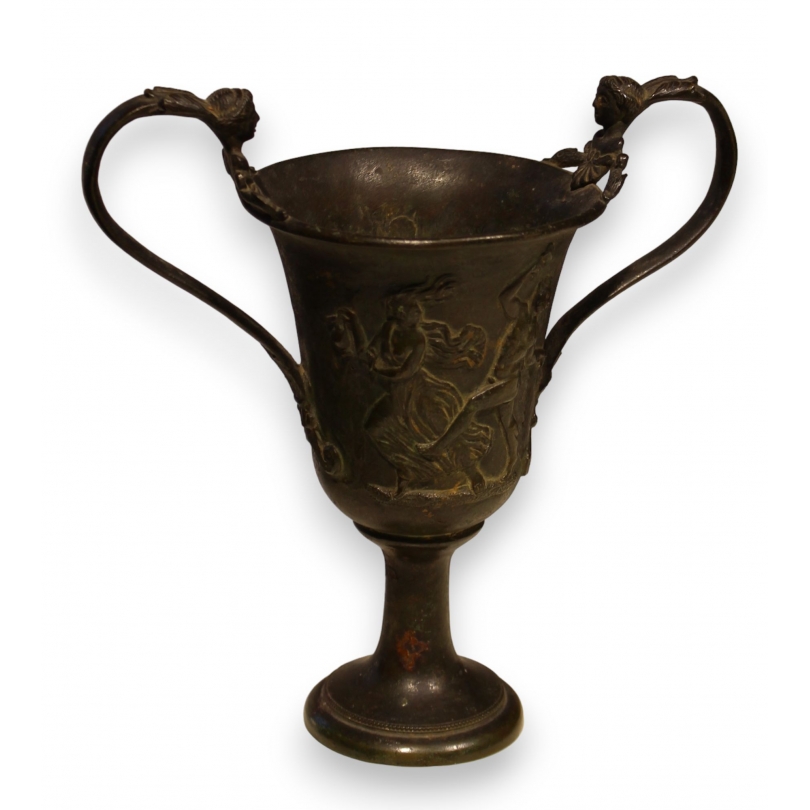 Coupe au satyre et nymphe en bronze