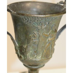 Coupe au satyre et nymphe en bronze