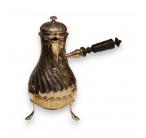 Cafetière en argent par L.LAPAR
