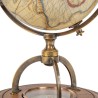 Globe Terrestre avec boussole séche sur socle