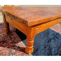 Table basse indonésienne