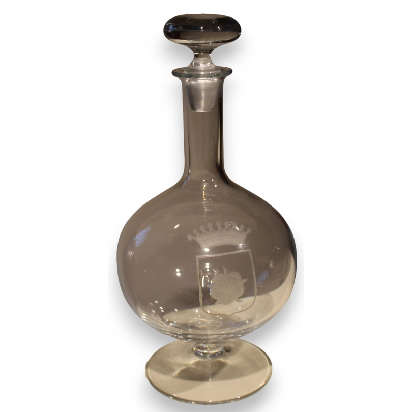 Carafe avec armoiries