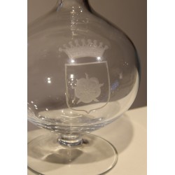Carafe avec armoiries