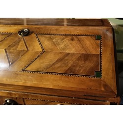 Bureau commode Vaudois en noyer