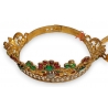 Couronne en laiton, verres verts et rouges