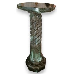 Colonne formant sellette en marbre vert
