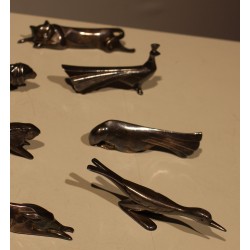 Suite de 12 porte-couteaux animaux Art Déco
