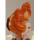 Geisha au peinceau en jade orange sculpté