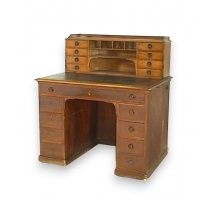 Bureau plat Directoire à tiroirs.