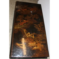 Table basse laquée chinoise