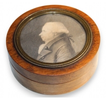 Boite miniature gravure "Homme"