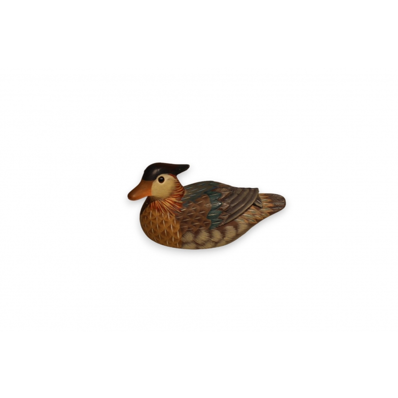 Canard en pierre sculpté et peint polychrome