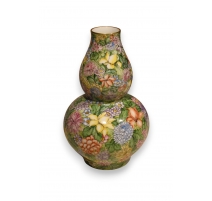 Vase en porcelaine décor fleurs