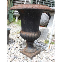 Black cast iron washbasin