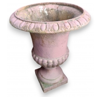Paire d'urne en fonte rose