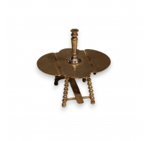 Table miniature avec bougeoir en argent