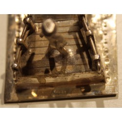 Pont-levis en argent