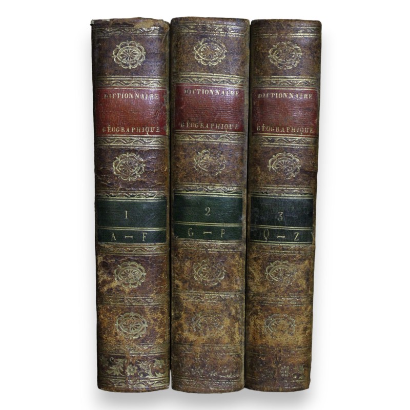 Livre \"Dictionnaire géographique\" 3 tomes