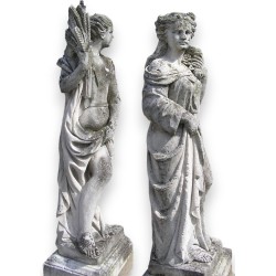 Ein Paar Gartenstatuen. bei  Moinat SA  – Antiquitäten und Dekoration