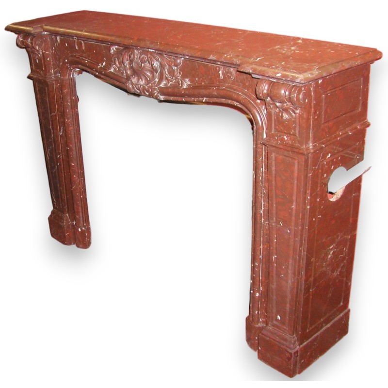  Cheminée Louis XV, griotte rouge. sur  Moinat SA  - Antiquités décoration