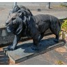Bronze monumental "Lion marchant" d'après Barye
