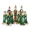 Suite de neuf statuettes en céramique émaillée