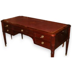 Louis XVI-style flat-topped desk with 4 drawers and 2 pull-out compartments at  Moinat SA  - Antiques and home décor