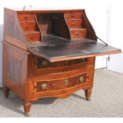  Bureau-commode Louis XVI marqueté. sur  Moinat SA  - Antiquités décoration