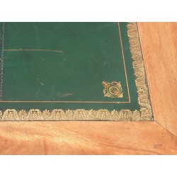 Directoire-style flat-topped desk. From Moinat SA – Antiques and home décor