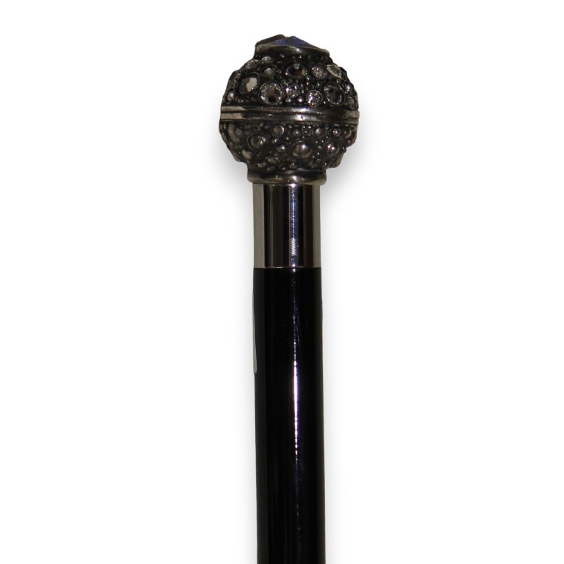 Walking stick with a round, gold-coloured knob set with an aquamarine