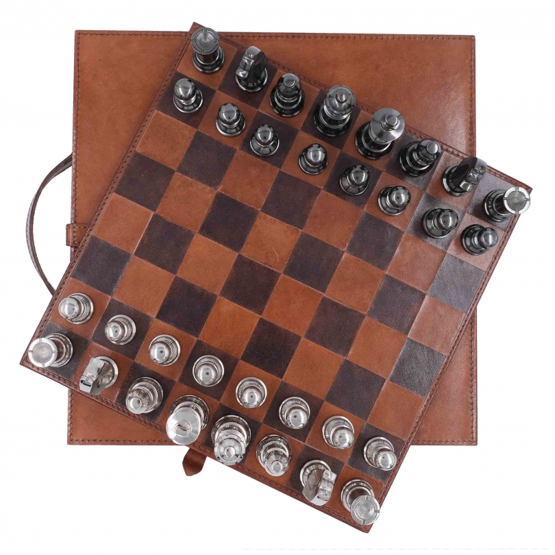 Coffret à échec en cuir marron